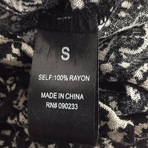 L.A. Hearts Women’s blouse tank top sz Small - Picture 6 of 6